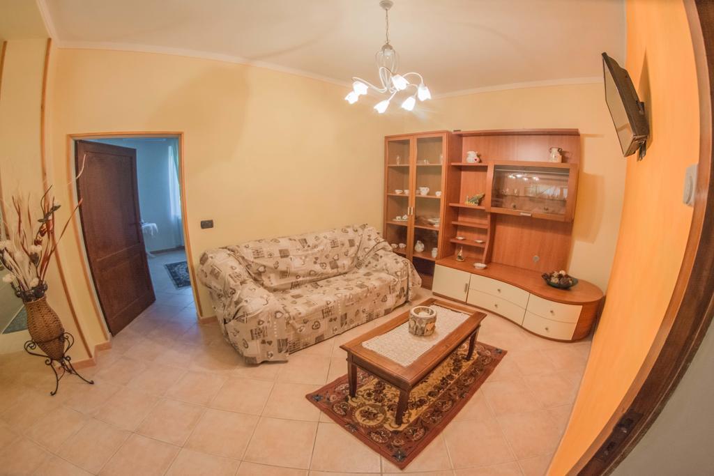 Hostal I Due Cipressi Torrenieri Exterior foto