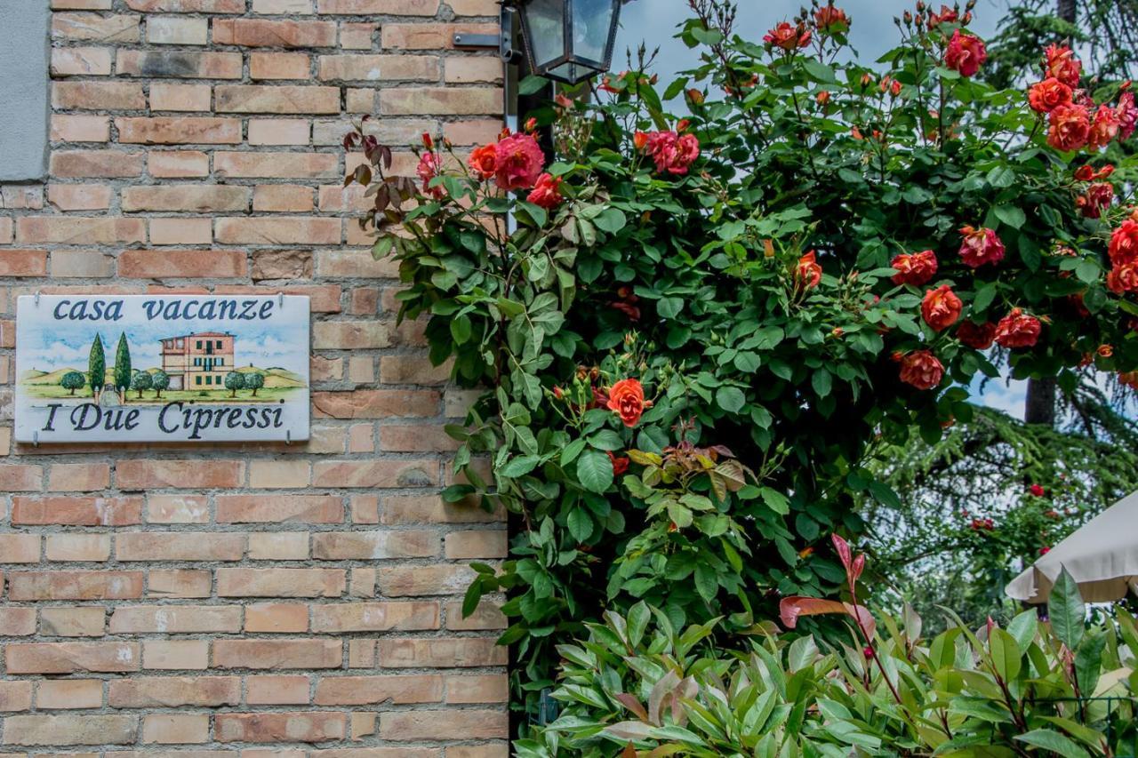 Hostal I Due Cipressi Torrenieri Exterior foto